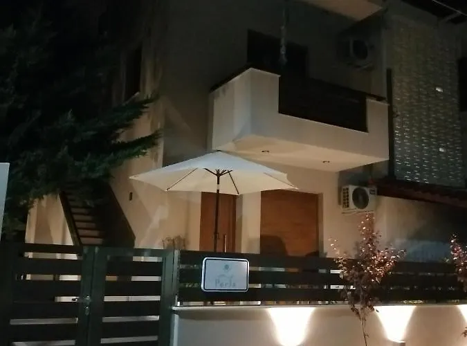 Perla * Paralia Dionysiou